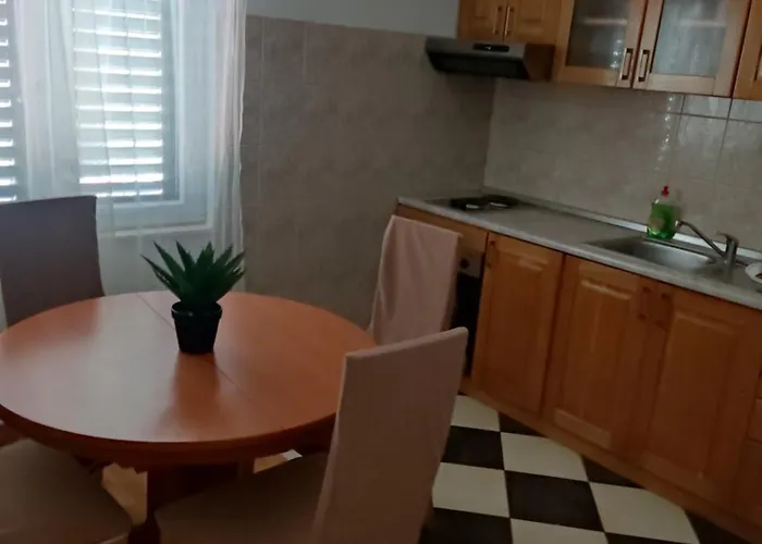 Ivana アパート Lovište